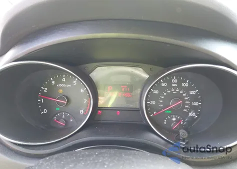 2016 Kia Sedona Lx z USA, uszkodzony, nr VIN KNDMB5C10G6128534